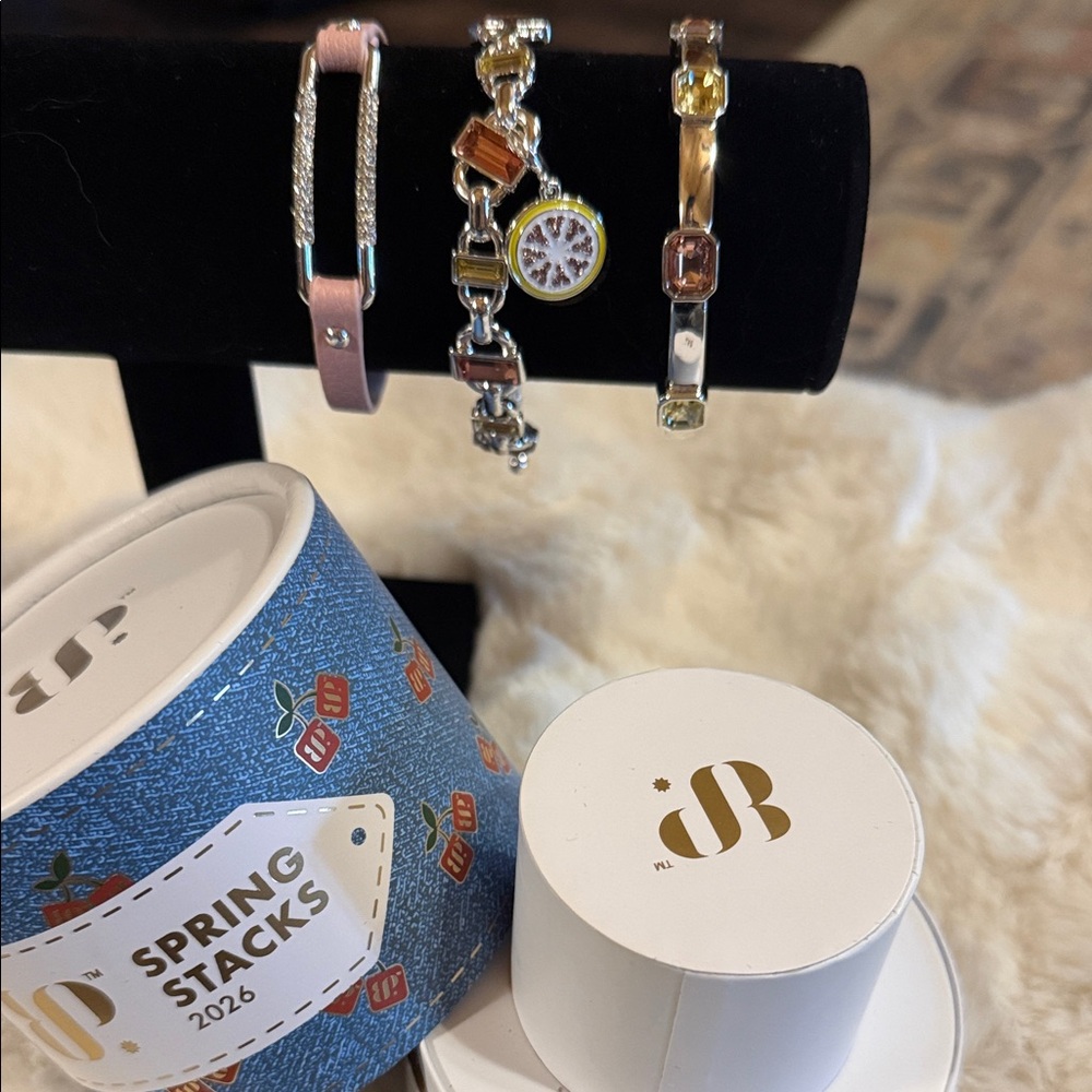 jB Pink and Gold Womens Bracelet Set
